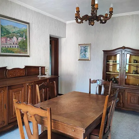 Iseolakerental - Casa Chicca