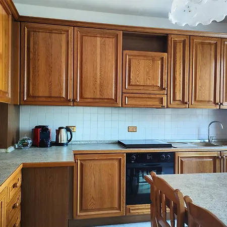 Iseolakerental - Casa Chicca *