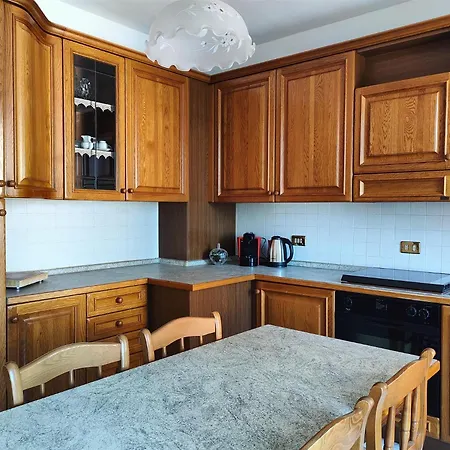 公寓 Iseolakerental - Casa Chicca Esmate