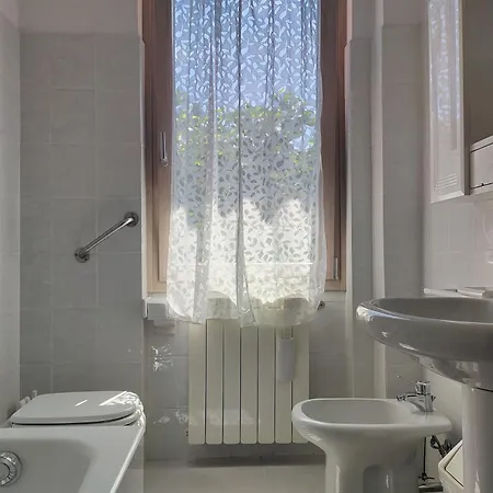 Iseolakerental - Casa Chicca شقة Esmate