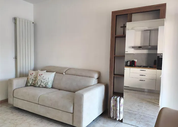 아파트 Iseolakerental - Casa Chicca *